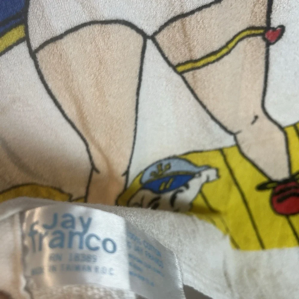 Vintage 80s Betty Boop Beach Towel king features syndicate artwork